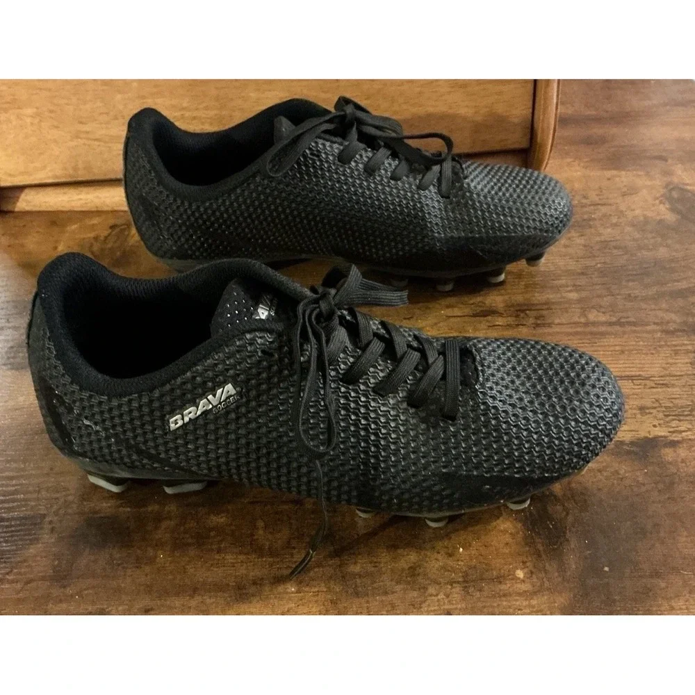 Brava Soccer Cleats Kids‎ Youth Boys Size 6D Black  Leather Lace Up